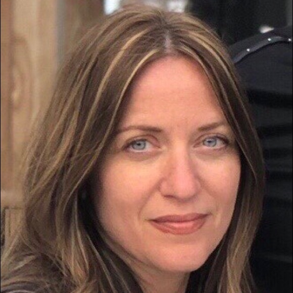 Meet your Posher, Mirella - Picture 1 of 1